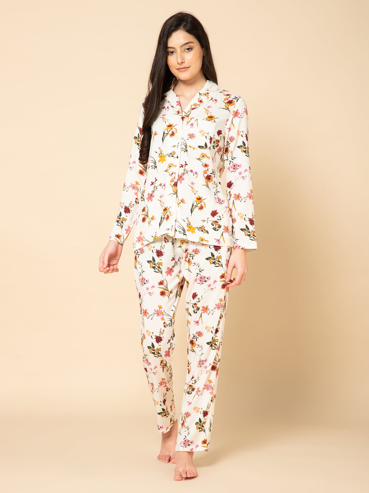 Women White Floral Printed Pyjama Set