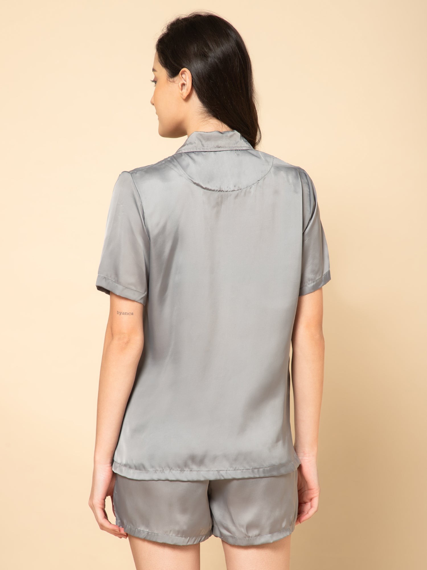 Women Grey Solid Satin Shorts Set