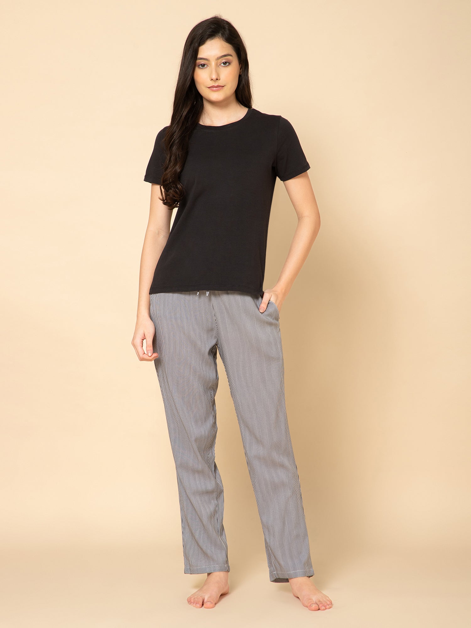 Women Black & White Stripe Printed  Pyjama Set