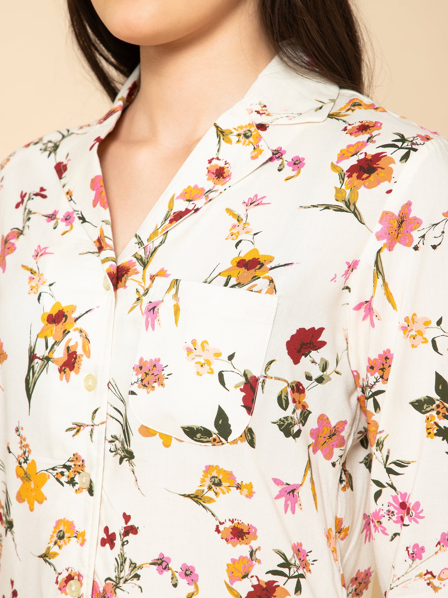 Women White Floral Printed Pyjama Set