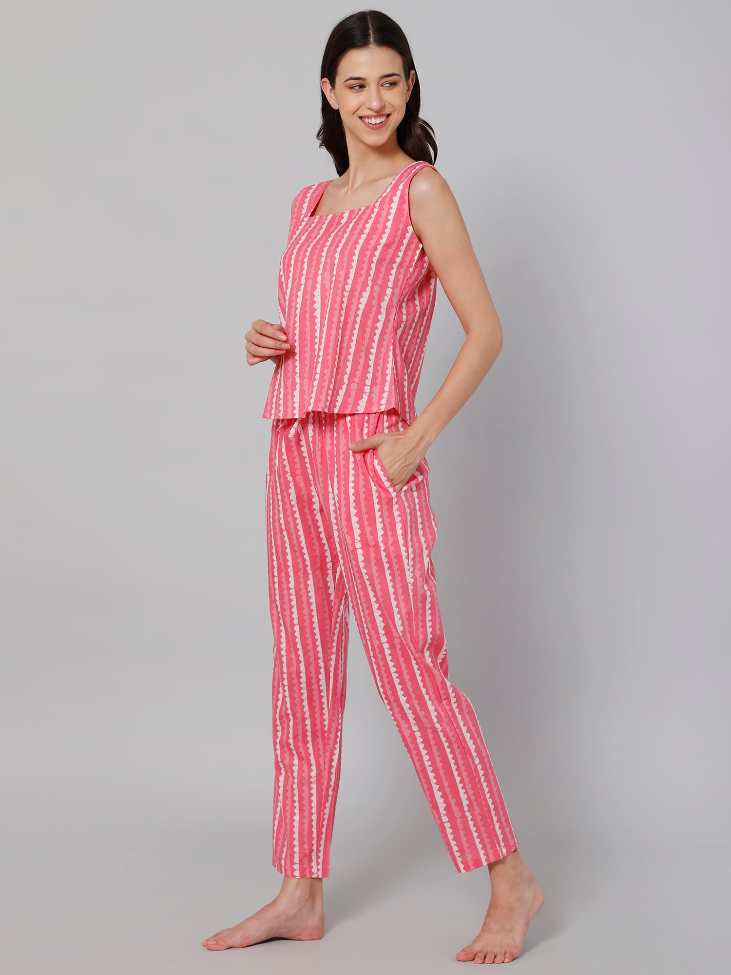 Drape In Vogue Women Pink Zig Zag Print