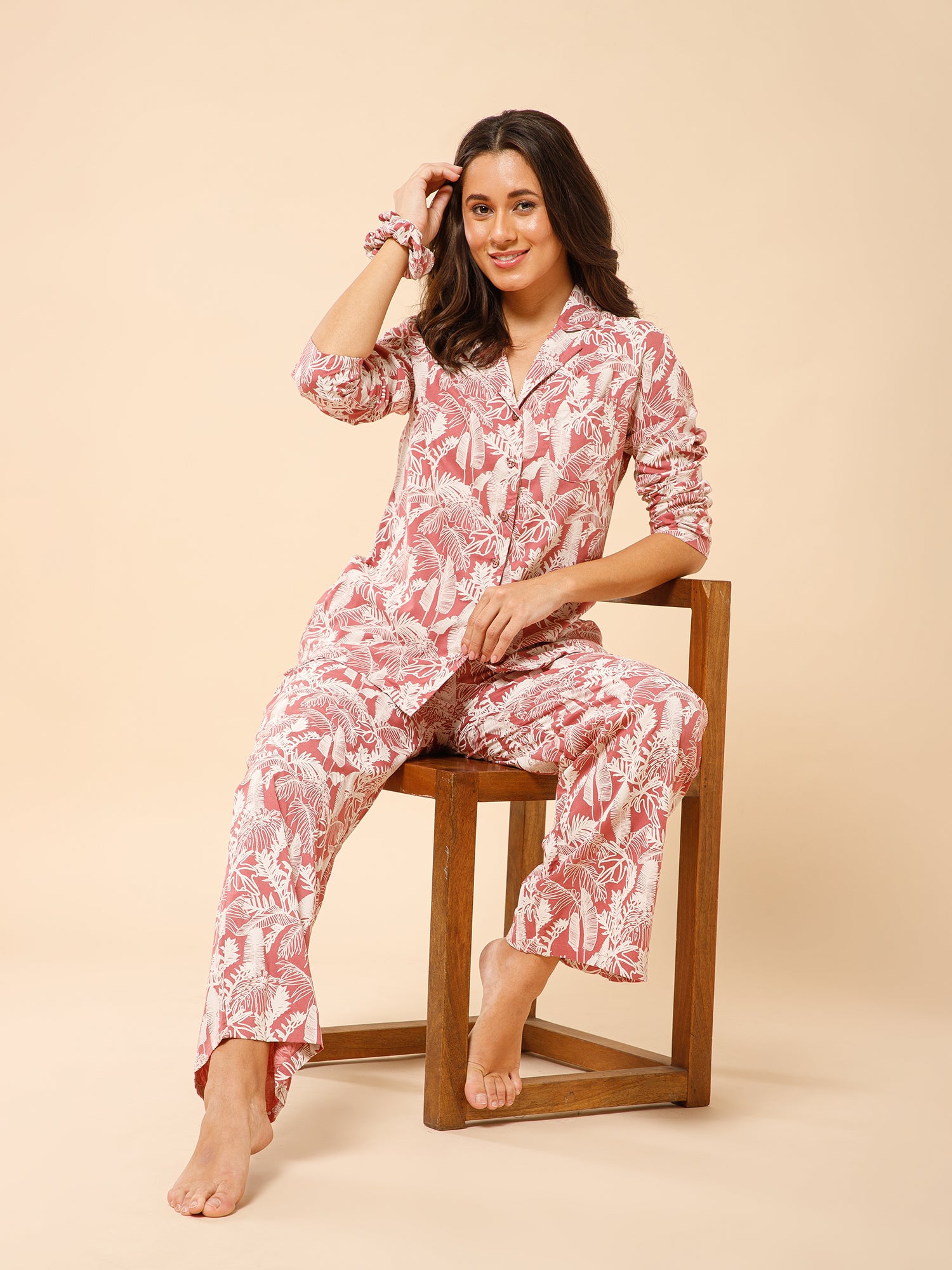 Drape in vogue Tropical Printed Lounge set