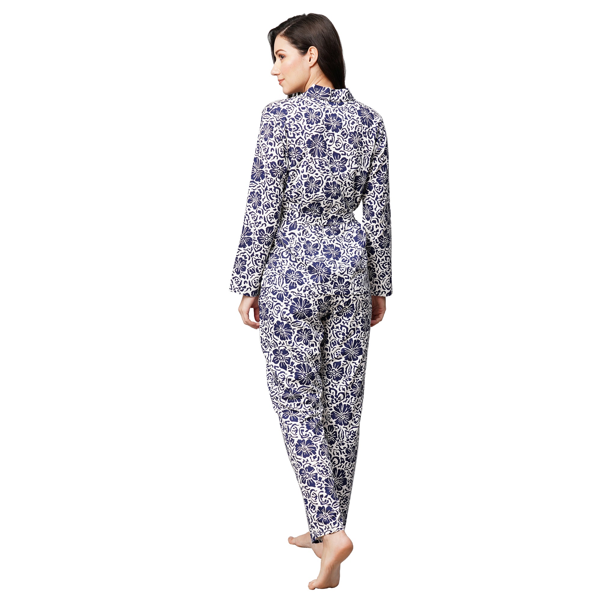 Drape In Vogue Womens White With Navy Blue Flower Print Night Suit