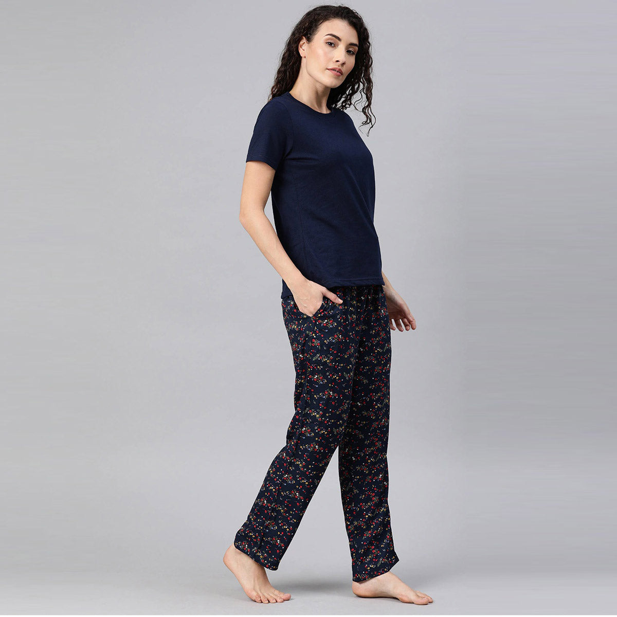 Women Navy Blue T-Shirt with Small Flower Print Night Suit